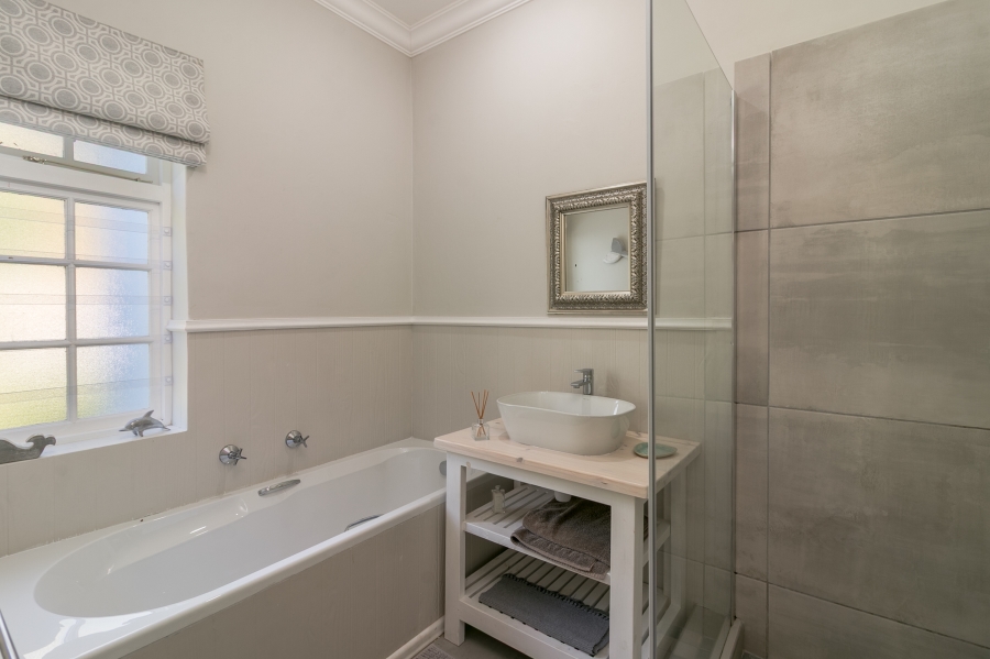 4 Bedroom Property for Sale in Belvidere Estate Western Cape